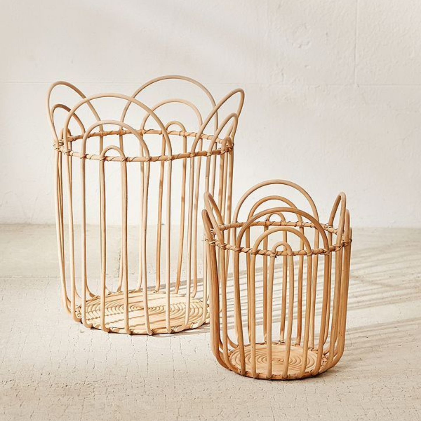 Scalloped Rattan Storage Basket – Petal Edge Woven Organizer