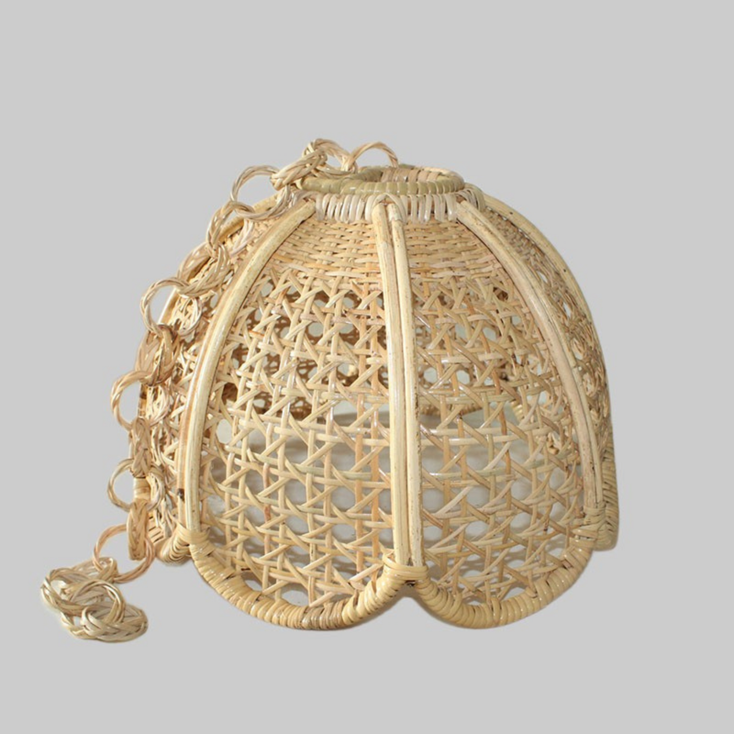 Natural Rattan Bell Pendant – Handwoven Floral Ceiling Light