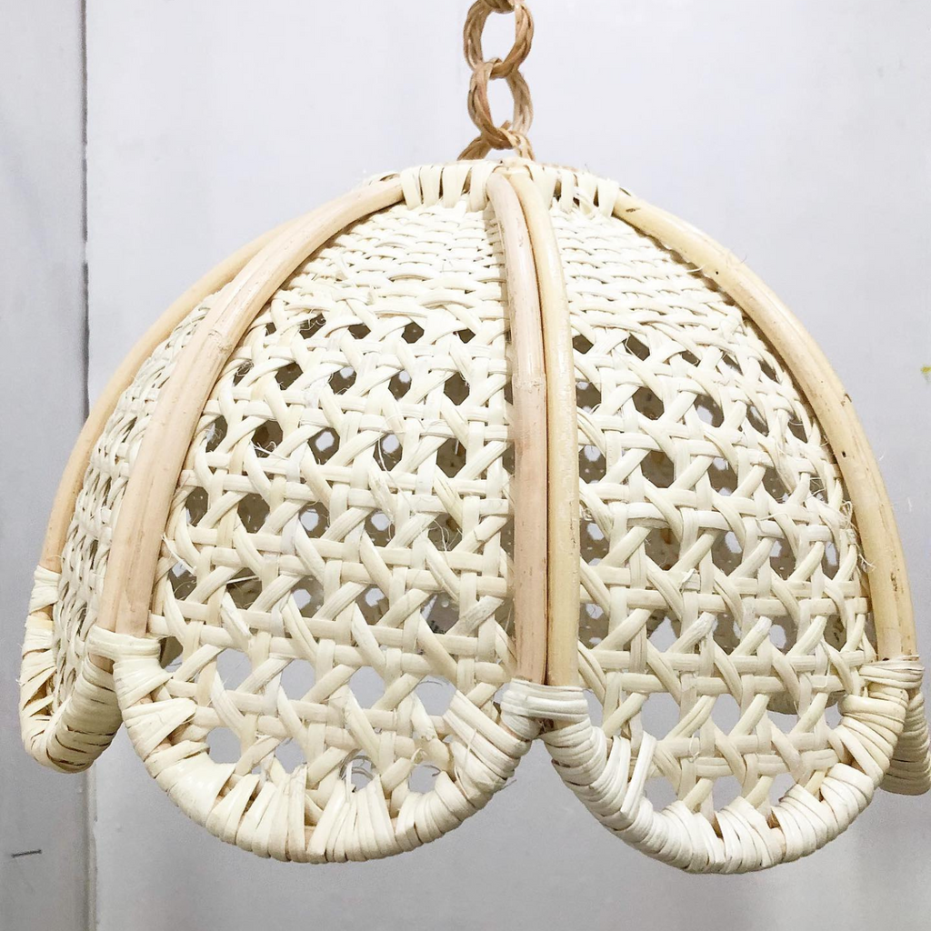 Natural Rattan Bell Pendant – Handwoven Floral Ceiling Light