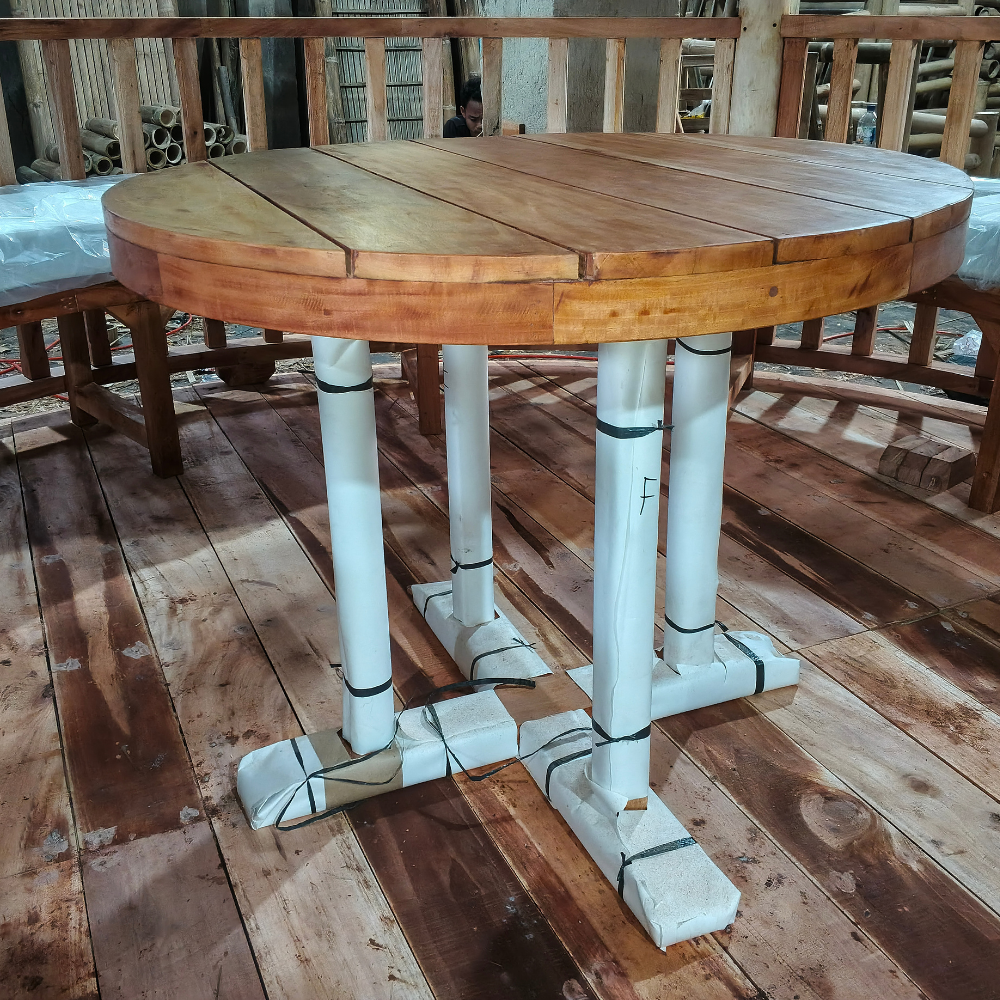Luxury Round Teak Wooden Gazebo with Thatch Roof / Outdoor Pavilion Set with Circular Benches and Center Table