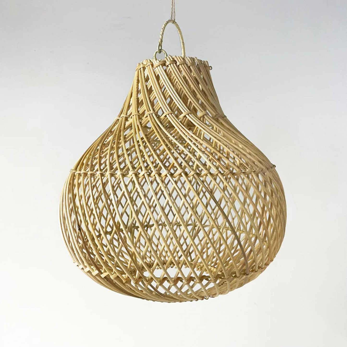 Artisan Open-Weave Rattan Pendant – Tropical Pear-Shaped Lampshade