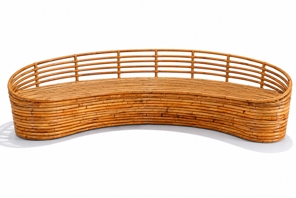 Handcrafted Curved Rattan Daybed Sofa with Cushion / Luxury Banana-Shaped Woven Lounge Settee for Living Room & Covered Patio