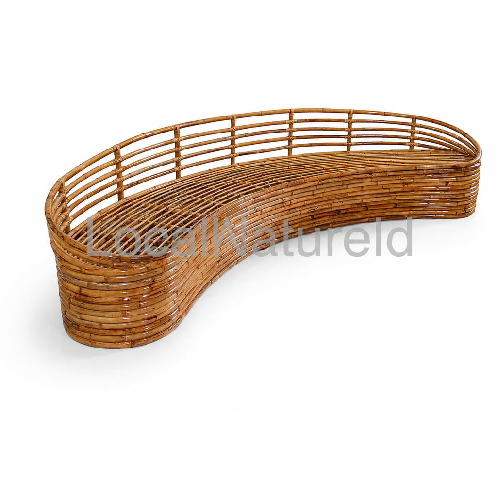 Handcrafted Curved Rattan Daybed Sofa with Cushion / Luxury Banana-Shaped Woven Lounge Settee for Living Room & Covered Patio