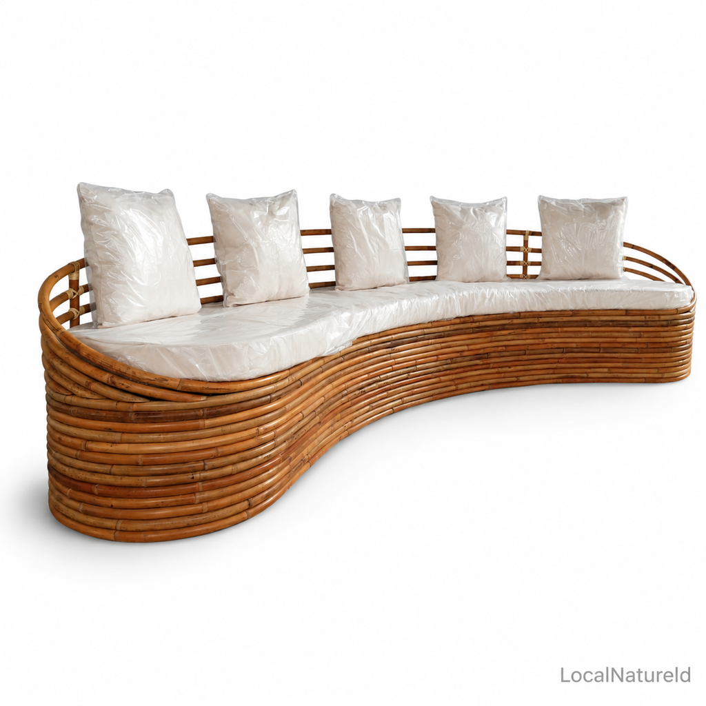 Handcrafted Curved Rattan Daybed Sofa with Full Cushion Set / Luxury Banana-Shaped Lounge Settee with 5 Accent Pillows for Living Room