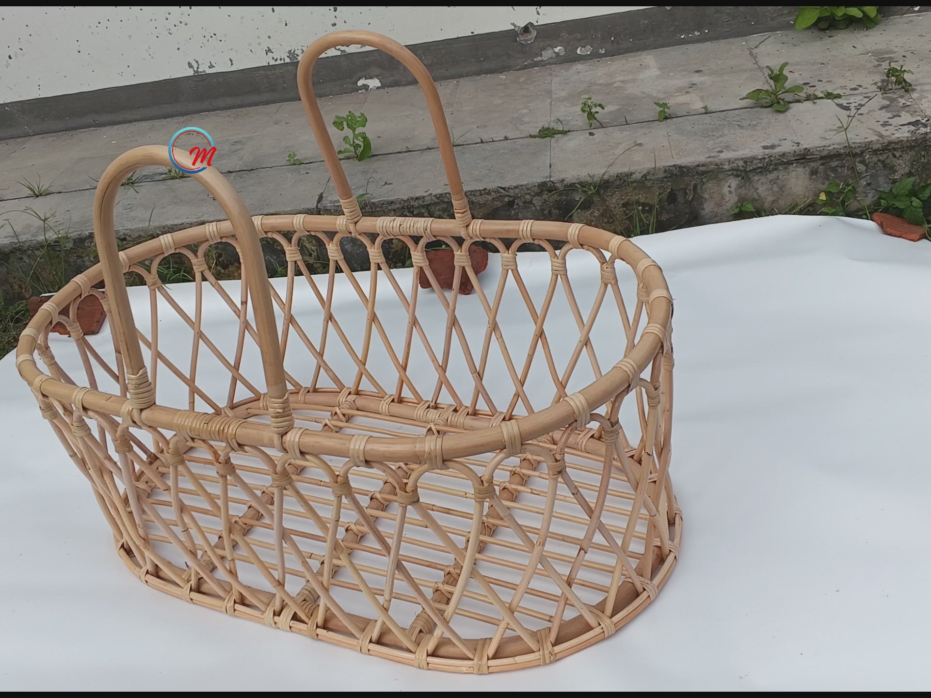 Handcrafted Rattan Baby Moses Basket with Mattress / Boho Chic Woven Infant Bassinet & Portable Carrier