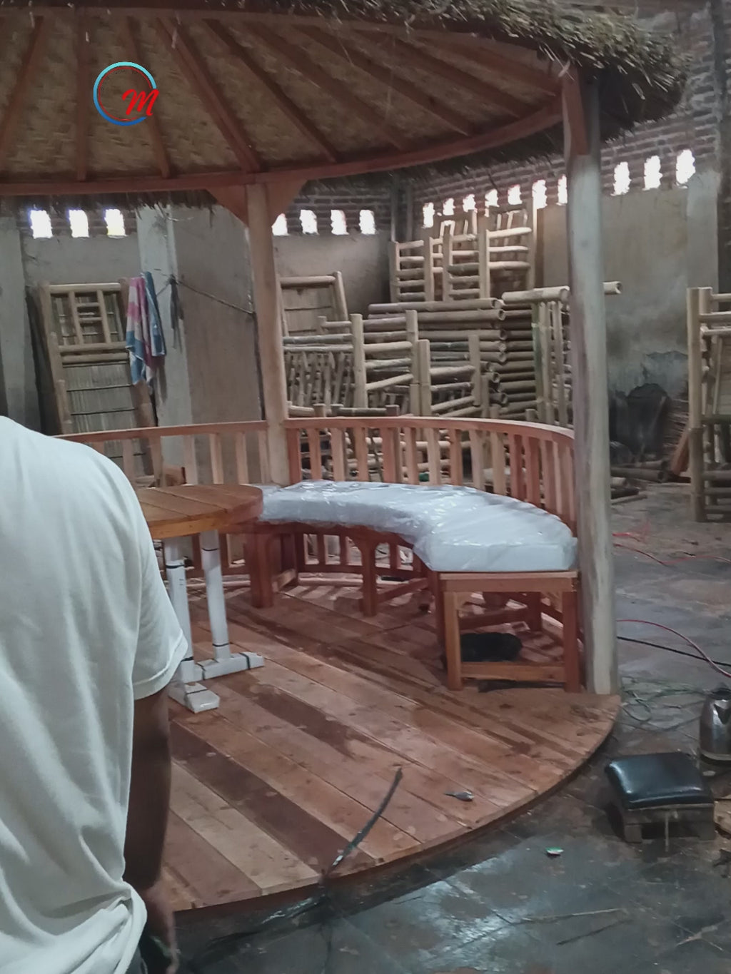Luxury Round Teak Wooden Gazebo with Thatch Roof / Outdoor Pavilion Set with Circular Benches and Center Table